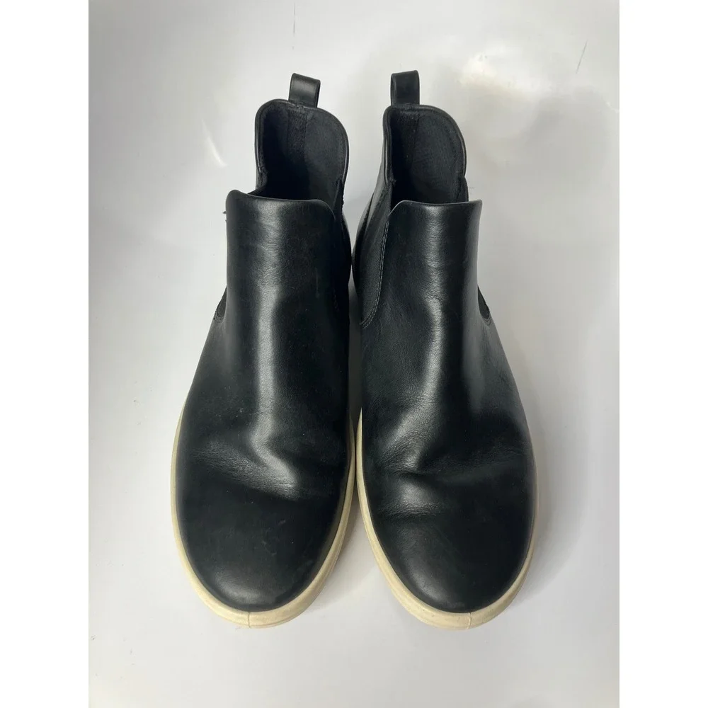 ECCO Soft 7 Chelsea Boots Womens 8-8.5 Black Excellent Leather Ankle Sneaker